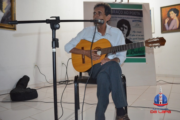 Zeca Bahia em apresentação no mês de Dezembro de 2017 (Foto:José Hélio/Notícias da Lapa)