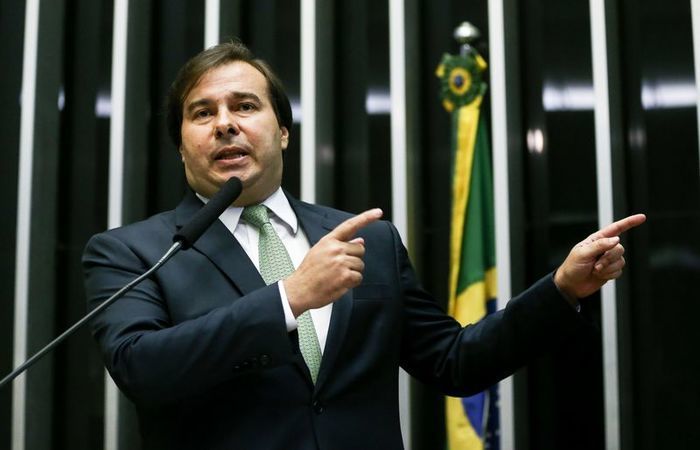 Brasília - Deputado Rodrigo Maia discursa durante sessão para eleição do presidente da Câmara dos Deputados e demais membros da mesa diretora (Marcelo Camargo/Agência Brasil)