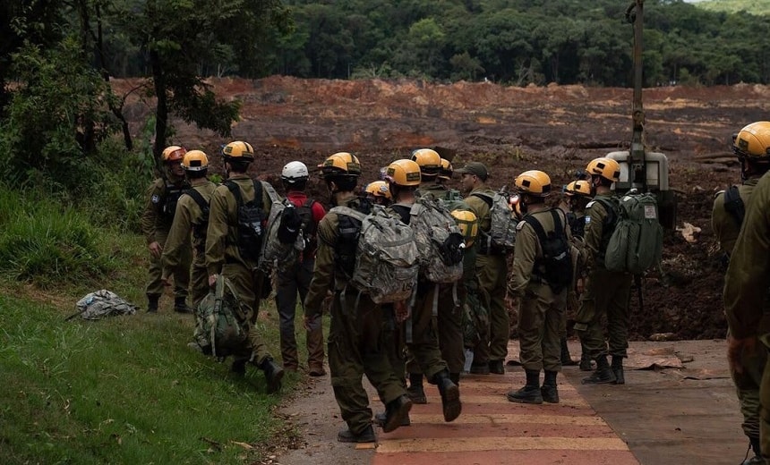 Dois-engenheiros-suspeitos-de-fraudes-em-Brumadinho-são-presos-min