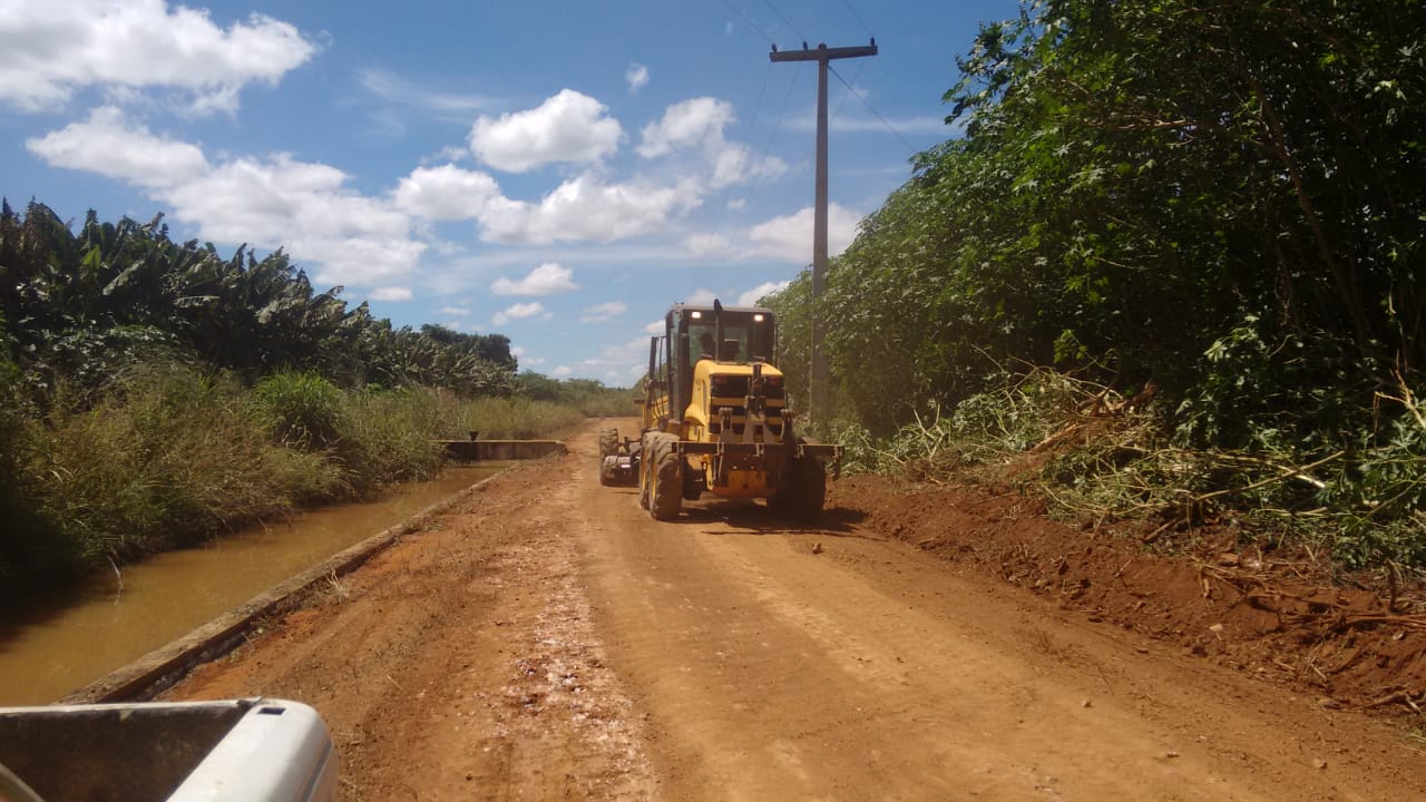 Distrito - DIF - Melhorias nas estrdas (1)