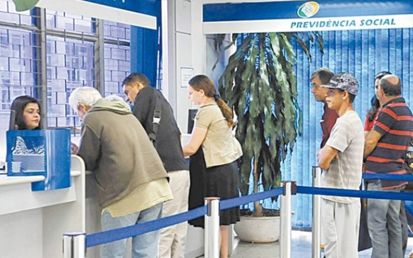 INSS-13º-salário-dos-aposentados-será-pago-nos-próximos-meses-as-1