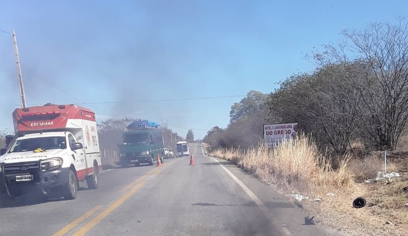 Motociclista morre e três pessoas ficam feridas após colisão entre duas  motos na BR-430, em Bom Jesus da Lapa | Notícias da Lapa