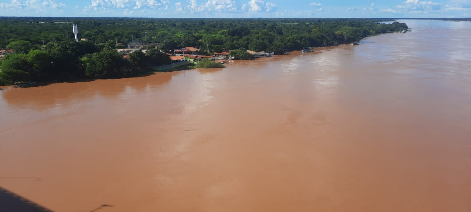 #Bahia: Nível do Rio São Francisco continua subindo e ultrapassa a marca de 7,74 metros em Bom Jesus da Lapa