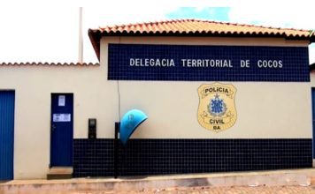 Delegada de Cocos é afastada após denúncia de interferência em investigações