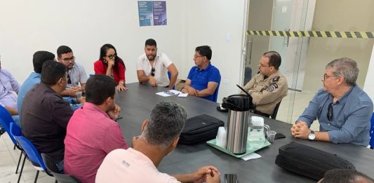 Reunião discute ações de combate à poluição sonora em Bom Jesus da Lapa