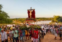 Tradição ribeirinha: Festa do Bom Jesus dos Navegantes completa 61 anos em Bom Jesus da Lapa