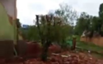 Chuva forte derruba casa, muro de quadra esportiva e alaga ruas em Santana