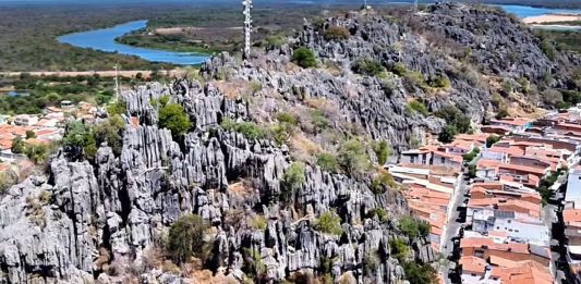 Ministério Público determina desapropriação de casas no pé do Morro do Bom Jesus em Bom Jesus da Lapa