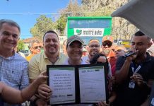 Prefeitura de Bom Jesus da Lapa assina ordem de serviço para recuperação asfáltica de avenidas da cidade