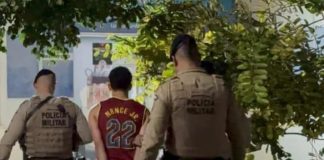 Professor é morto a facadas e filho é preso suspeito do crime no oeste da Bahia