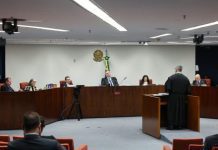 STF condena Eduardo Bolsonaro a mais de 4 anos de prisão por coação em investigação sobre trama golpista