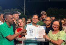 Prefeito Eures Ribeiro assina ordem de serviço para construção da Praça da Bíblia em Bom Jesus da Lapa