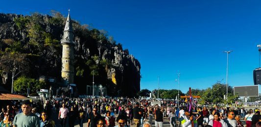 Começa o ciclo das grandes romarias em Bom Jesus da Lapa com a abertura da 49ª Romaria da Terra e das Águas