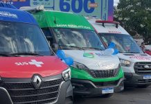 Prefeitura de Bom Jesus da Lapa entrega 14 novos veículos para reforçar os serviços públicos