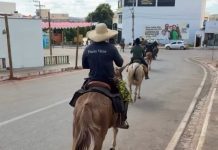 Cavalgada com destino a Bom Jesus da Lapa chega a Riacho de Santana e se aproxima da reta final da peregrinação