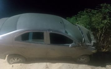 Polícia Militar recupera carro com restrição de furto ou roubo após acidente em Carinhanha