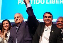 Flávio Bolsonaro registra candidatura com R$ 8,1 milhões em bens