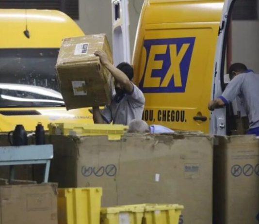 Funcionários dos Correios encerram greve após 15 dias de paralisação