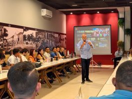 Empresários de Bom Jesus da Lapa discutem cenário econômico e perspectivas para 2027