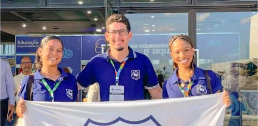 Estudantes de Bom Jesus da Lapa apresentam pesquisa sobre calor nas salas de aula em congresso nacional